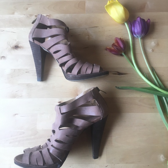 Nine West Heels - Picture 2 of 8